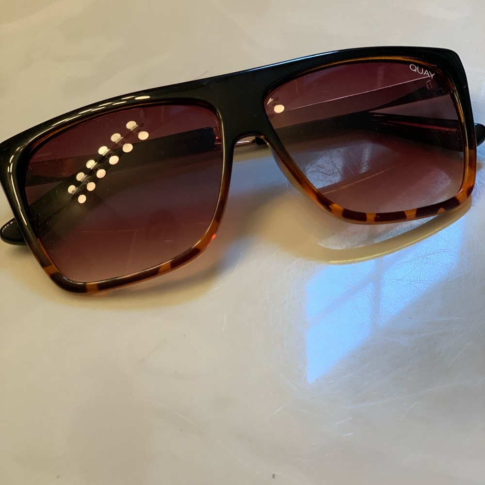 QUAY sunglasses